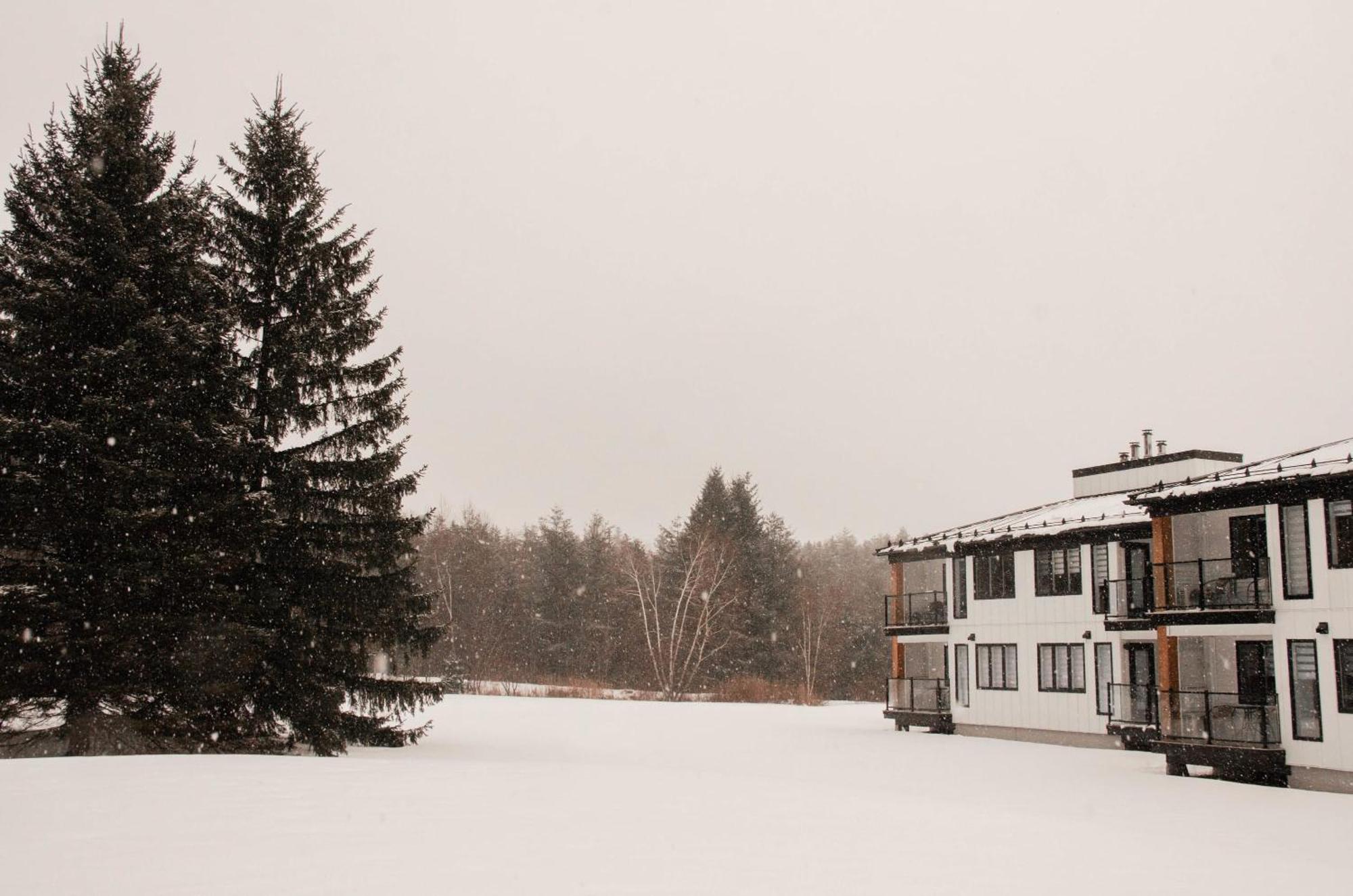 Suite 107 - Destination Mont-Orford Magog Екстер'єр фото